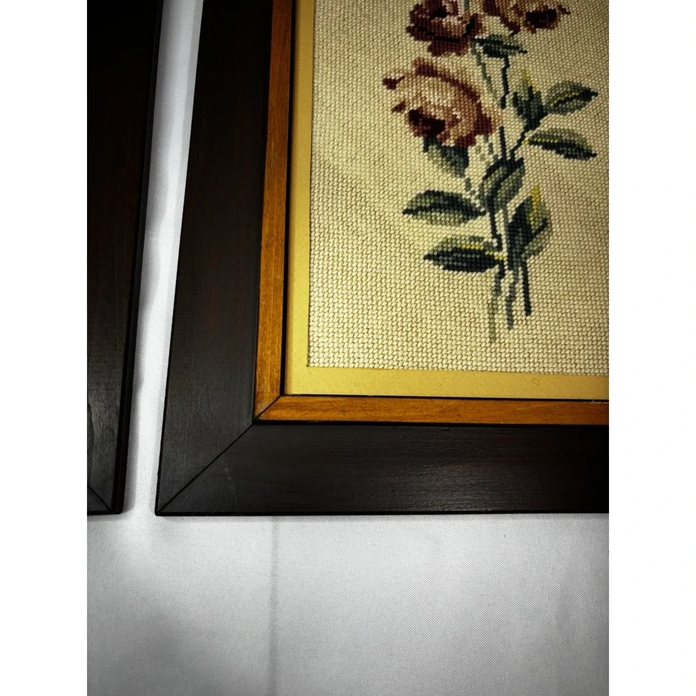 🌹Set Of 2 Vintage Handmade completed Needlepoint Framed Roses Floral Bouquet